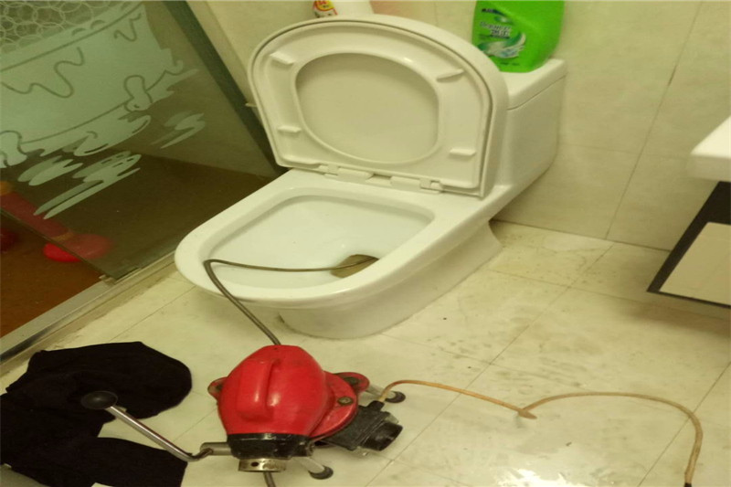 贵港如何疏通马桶 疏通马桶多少钱